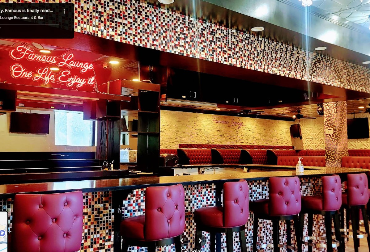 Famous Lounge